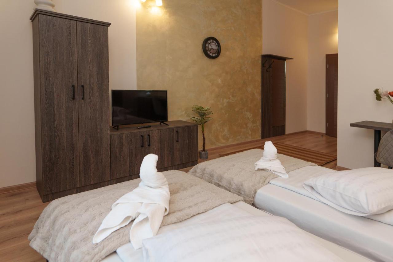 Hotel Rubin*** Gheorgheni  Εξωτερικό φωτογραφία